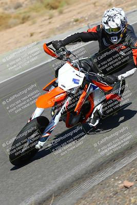 media/Sep-24-2022-TrackXperience (Sat) [[08127a19bf]]/Intermediate Group/session 2 turn 5/